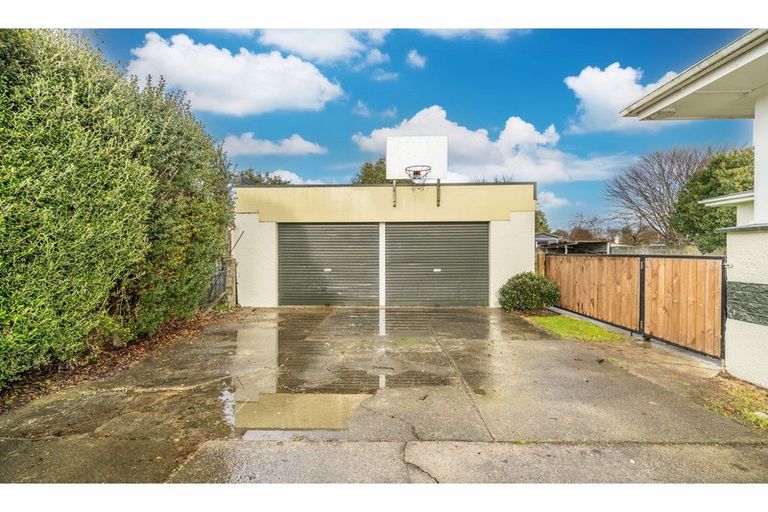 Photo of property in 38 Kirkoswald Street, Wallacetown, 9816