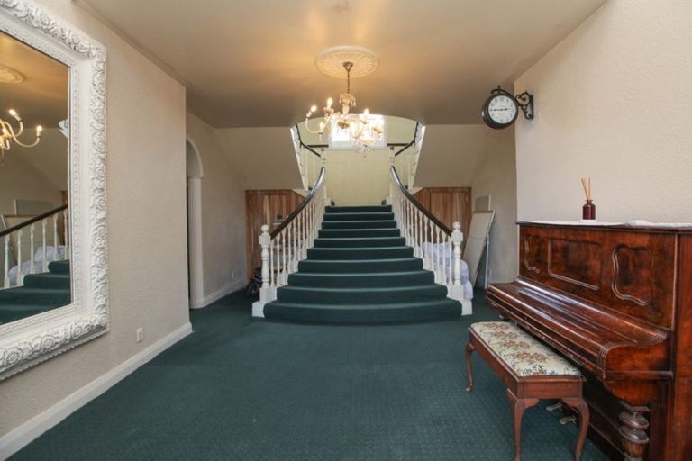 Photo of property in 24 Deseret Road, Temple View, Hamilton, 3218