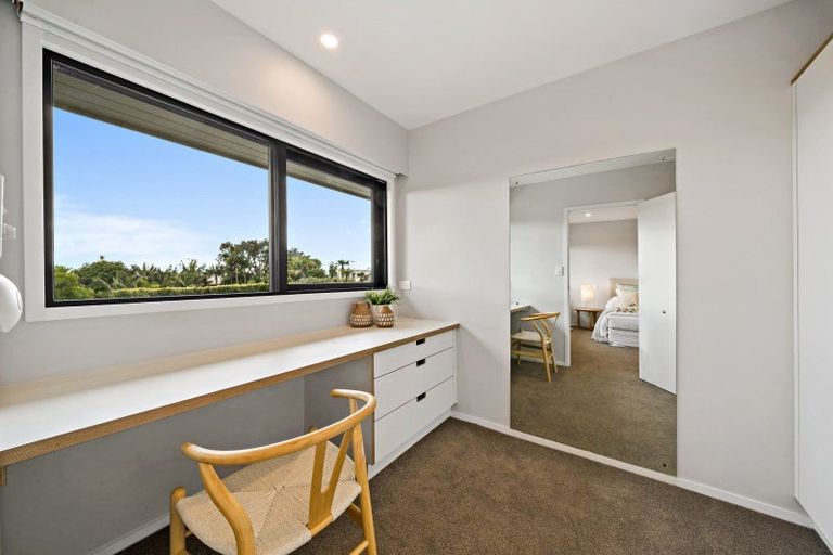 Photo of property in 106a Godden Crescent, Mission Bay, Auckland, 1071