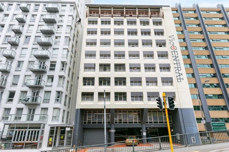 Photo of property in Orange Apartments/victoria Centr, 910/169 The Terrace, Wellington Central, Wellington, 6011