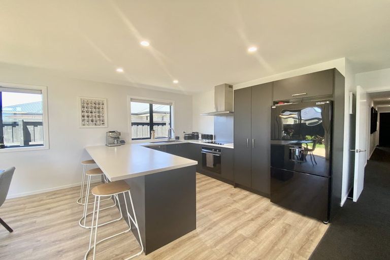 Photo of property in 21 Grimwood Street, Woodend, 7610