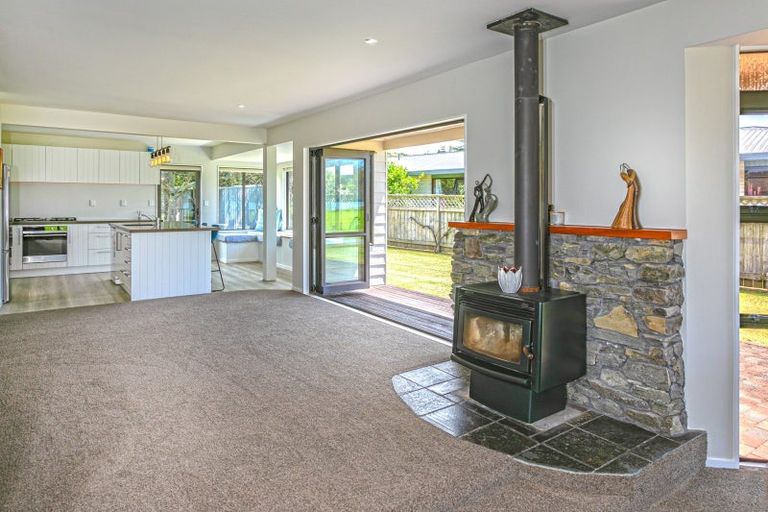 Photo of property in 126 Patiki Place, Whangamata, 3620