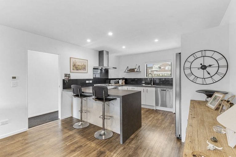 Photo of property in 25 Oak Crescent, Ashhurst, 4810