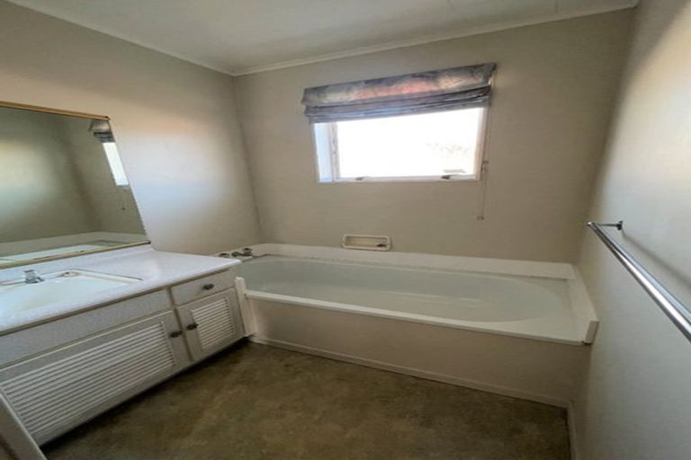 Photo of property in 392b Fergusson Drive, Heretaunga, Upper Hutt, 5018