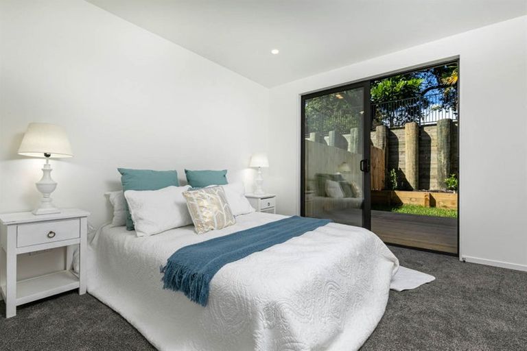 Photo of property in 21 Korokio Lane, Henderson, Auckland, 0612