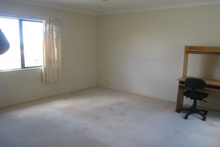 Photo of property in 59f Hillsborough Road, Hillsborough, Auckland, 1042