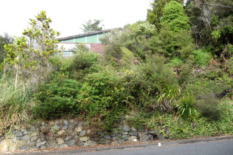 Photo of property in 15 Ngahere Street, Stokes Valley, Lower Hutt, 5019