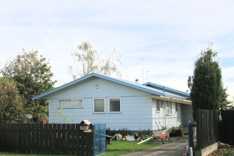 Photo of property in 3 Urquhart Place, Fairy Springs, Rotorua, 3015