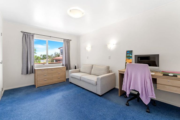 Photo of property in 12 Castaway Place, Gulf Harbour, Whangaparaoa, 0930