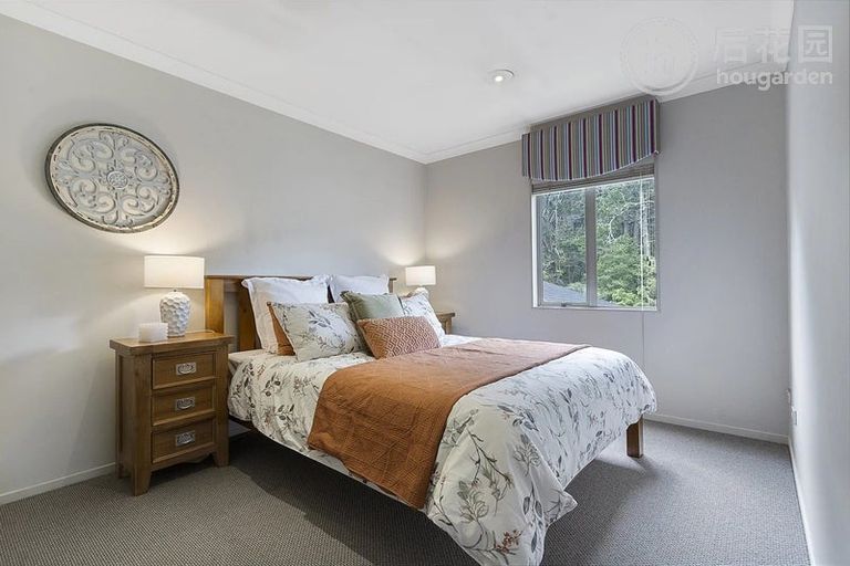 Photo of property in 17 Miromiro Street, Greenhithe, Auckland, 0632