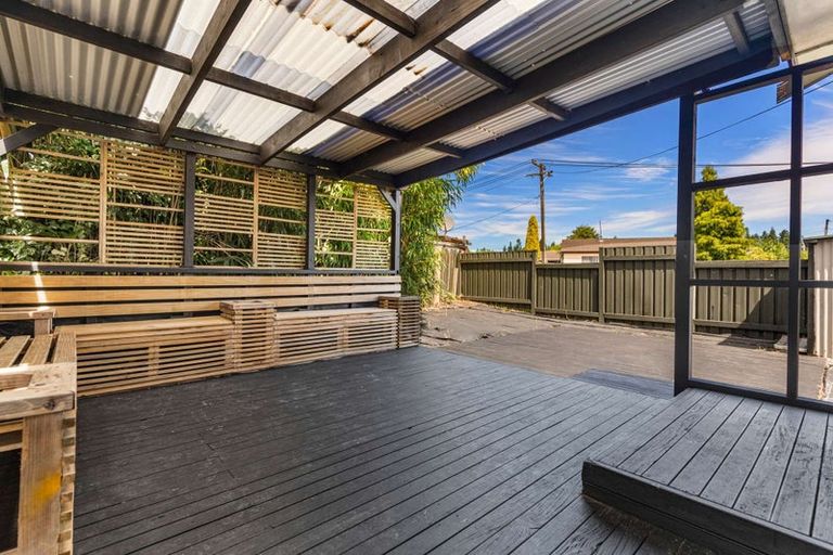 Photo of property in 12 Alison Street, Mangakakahi, Rotorua, 3015