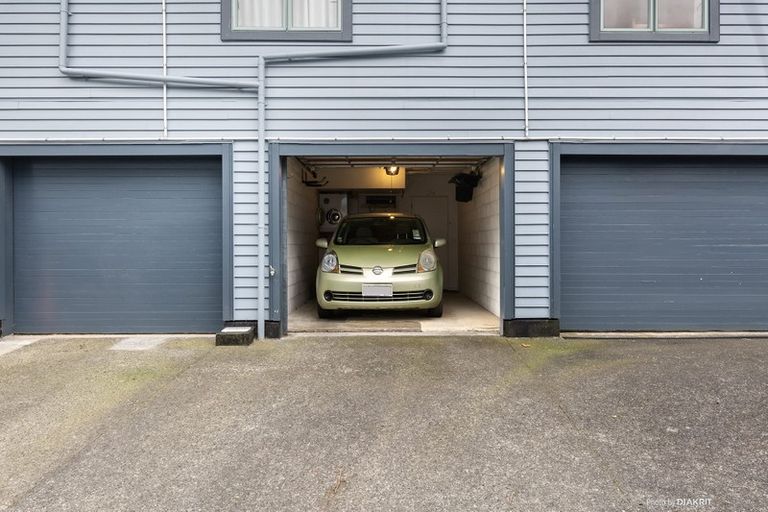 Photo of property in 12/93a Kelburn Parade, Kelburn, Wellington, 6012