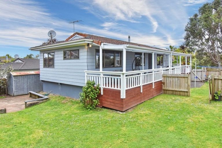 Photo of property in 171 Carnoustie Drive, Wattle Downs, Auckland, 2103