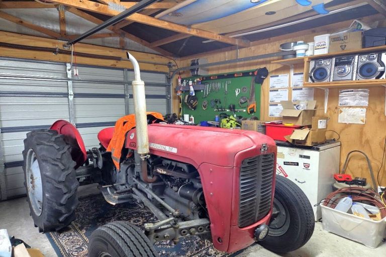 Photo of property in 107 Rimu Place, Matarangi, Whitianga, 3592