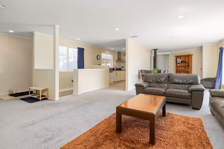 Photo of property in 15 Gilmore Street, Te Puke, 3119