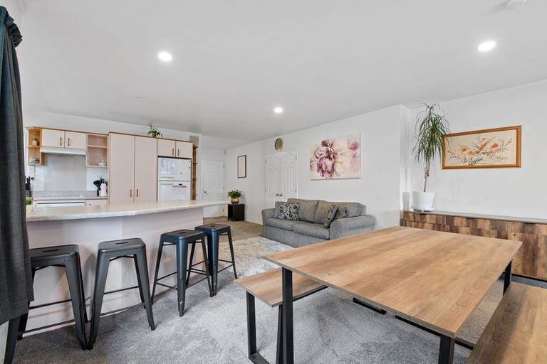 Photo of property in 82b Kawaha Point Road, Kawaha Point, Rotorua, 3010