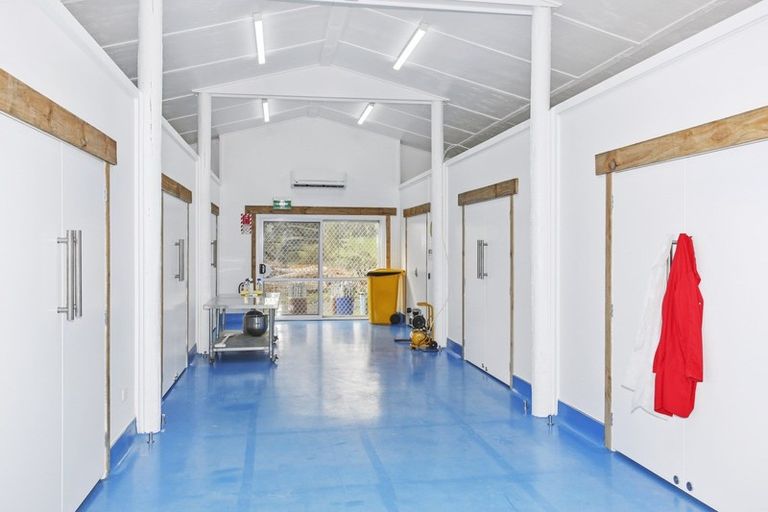 Photo of property in 59 Chamberlain Road, Bombay, 2675