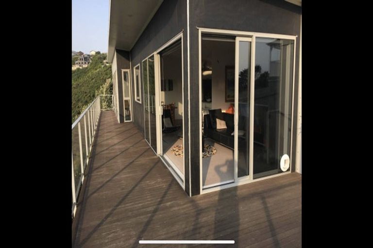 Photo of property in 59a Frobisher Street, Island Bay, Wellington, 6023