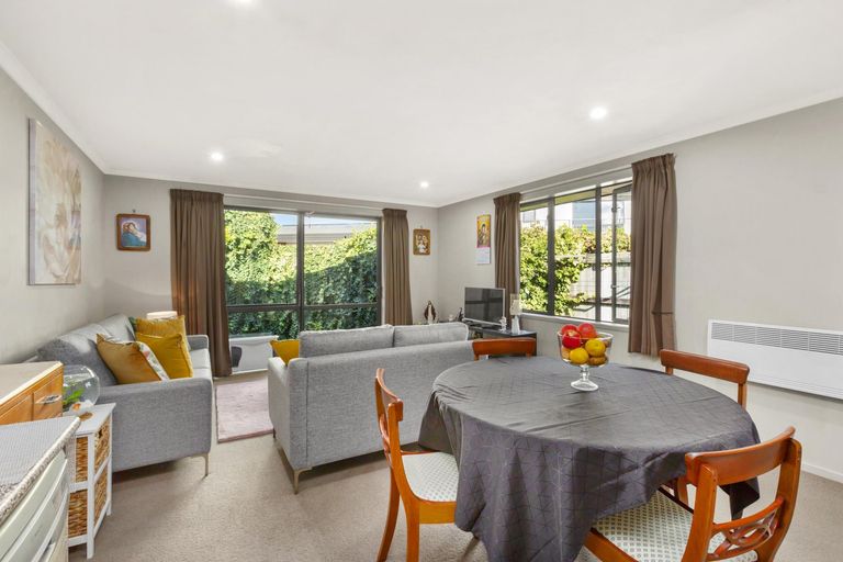 Photo of property in 9/31 Jones Crescent, Melville, Hamilton, 3206