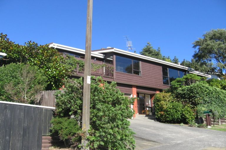 Photo of property in 63 Woodman Drive, Tawa, Wellington, 5028