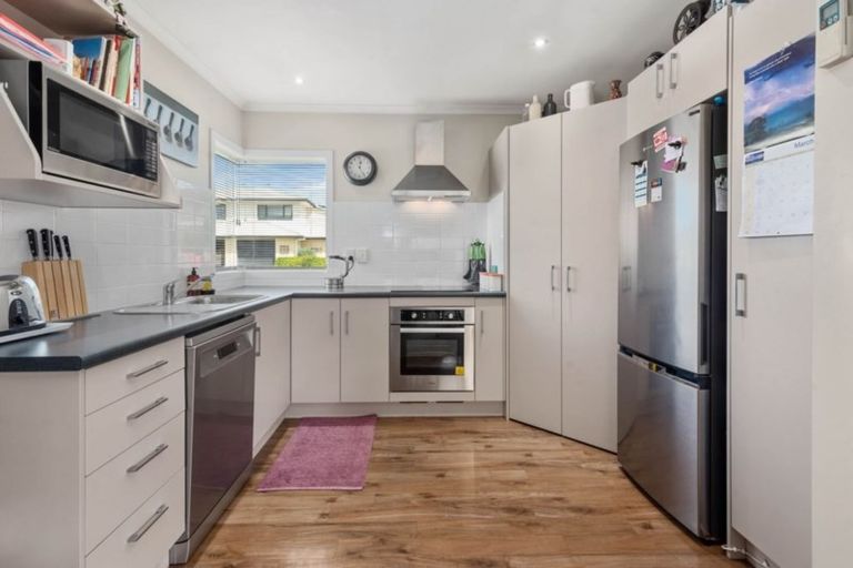 Photo of property in 47/64 Kawaha Point Road, Kawaha Point, Rotorua, 3010