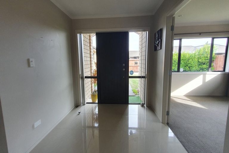 Photo of property in 14 Allgood Place, Rototuna North, Hamilton, 3210