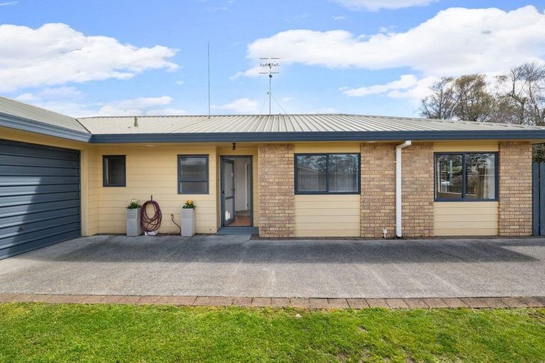 Photo of property in 10 Alexander Street, Katikati, 3129