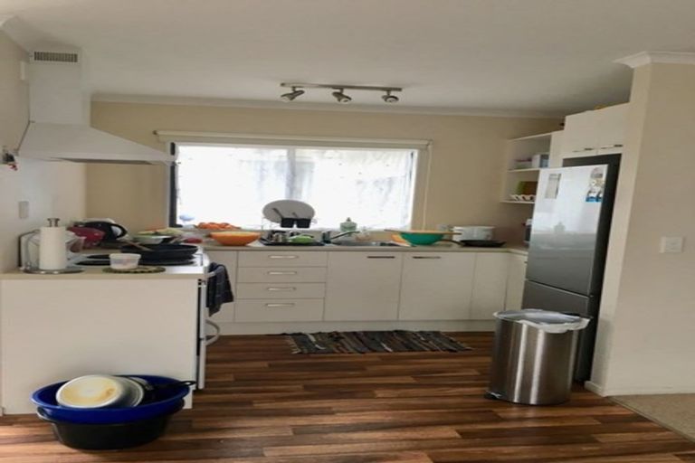 Photo of property in 206 Russell Road, Manurewa, Auckland, 2102