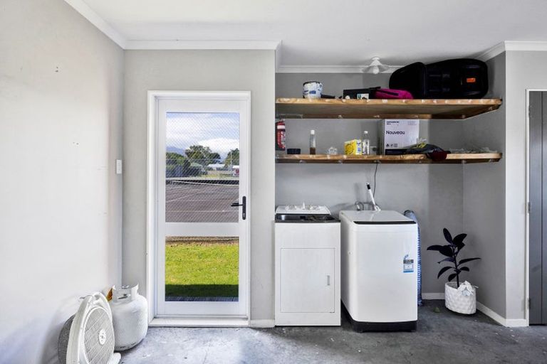 Photo of property in 18 Fox Street, Okato, 4335