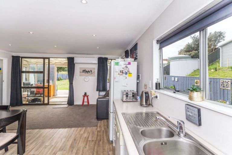 Photo of property in 622 Waitarere Beach Road, Waitarere Beach, Levin, 5510