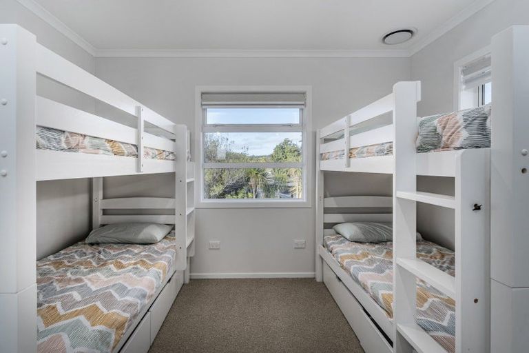 Photo of property in 100 Kupe Drive, Whitianga, 3510