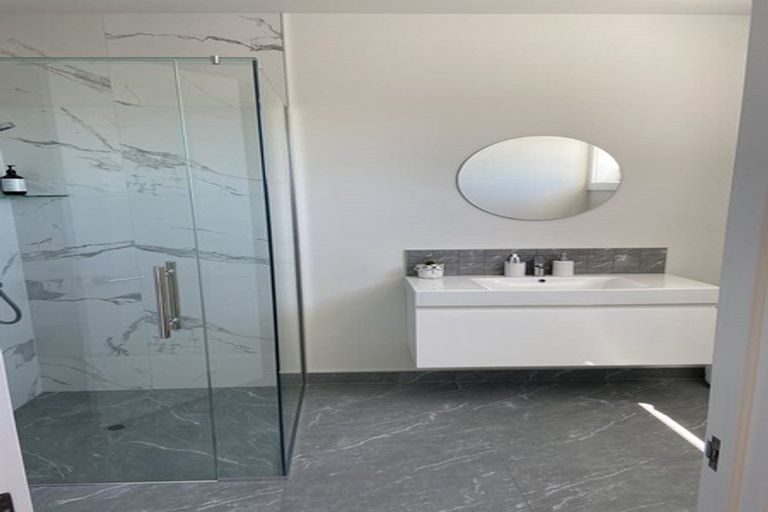 Photo of property in 83 Seatoun Heights Road, Seatoun, Wellington, 6022