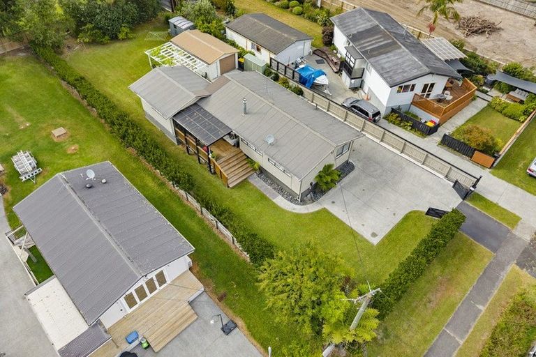 Photo of property in 8 Karaka Road, Whenuapai, Auckland, 0618