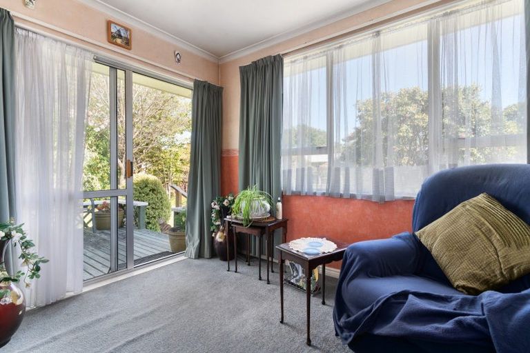 Photo of property in 13 Deller Drive, Carterton, 5713