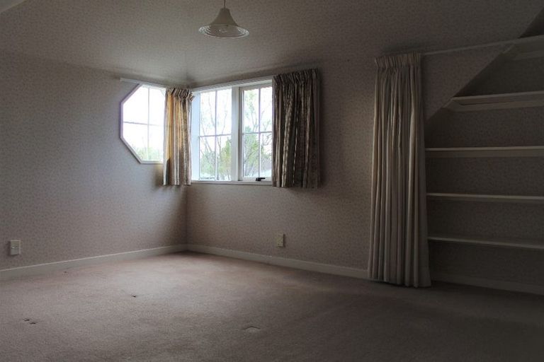 Photo of property in 11a Limbrick Street, Terrace End, Palmerston North, 4410