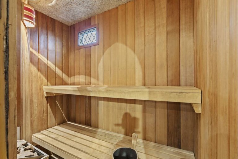 Photo of property in 209 Victoria Avenue, Hokowhitu, Palmerston North, 4410