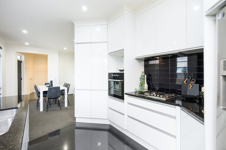 Photo of property in 93 James Line, Kelvin Grove, Palmerston North, 4414