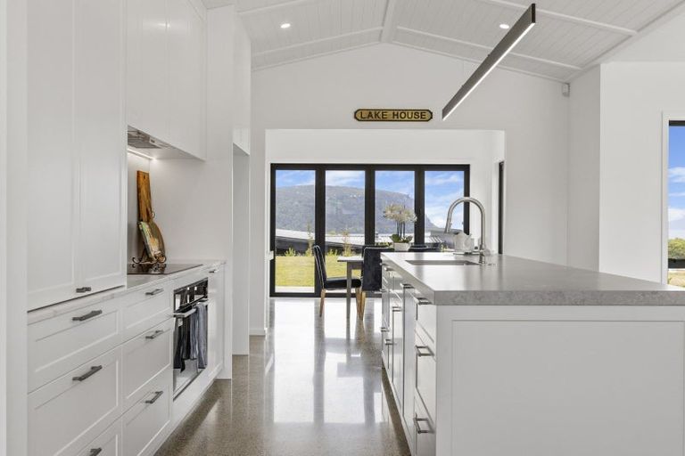 Photo of property in 47 Seven Oaks Drive, Kinloch, Taupo, 3377