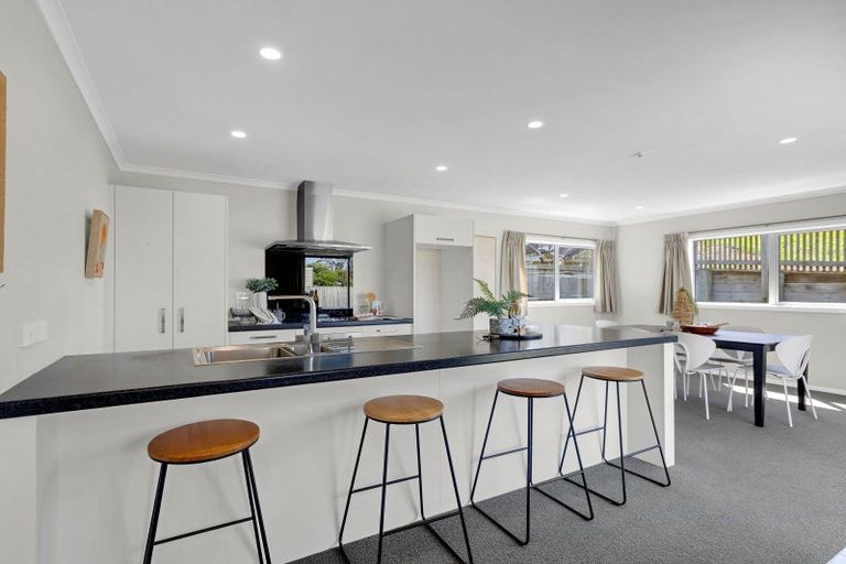 Photo of property in 69 Ridgedale Crescent, Flagstaff, Hamilton, 3210