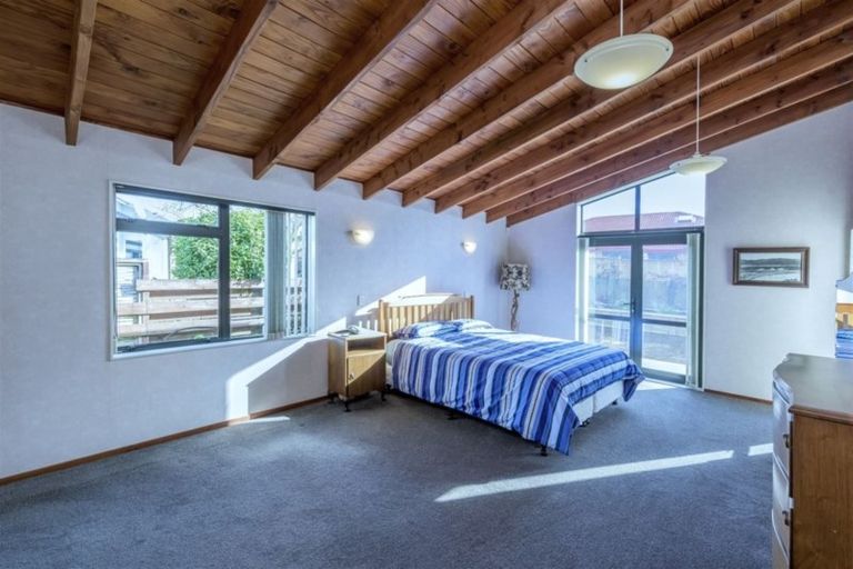 Photo of property in 11 Claremont Rise, Levin, 5510