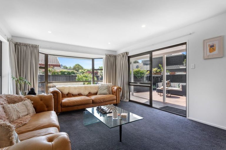 Photo of property in 1/12 Camrose Place, Ilam, Christchurch, 8041