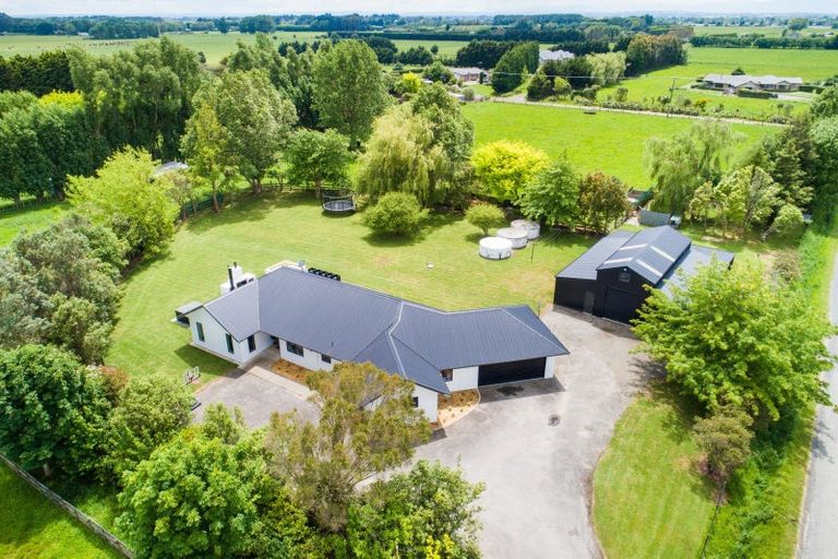 Photo of property in 1999 Longburn Rongotea Road, Longburn, Palmerston North, 4475