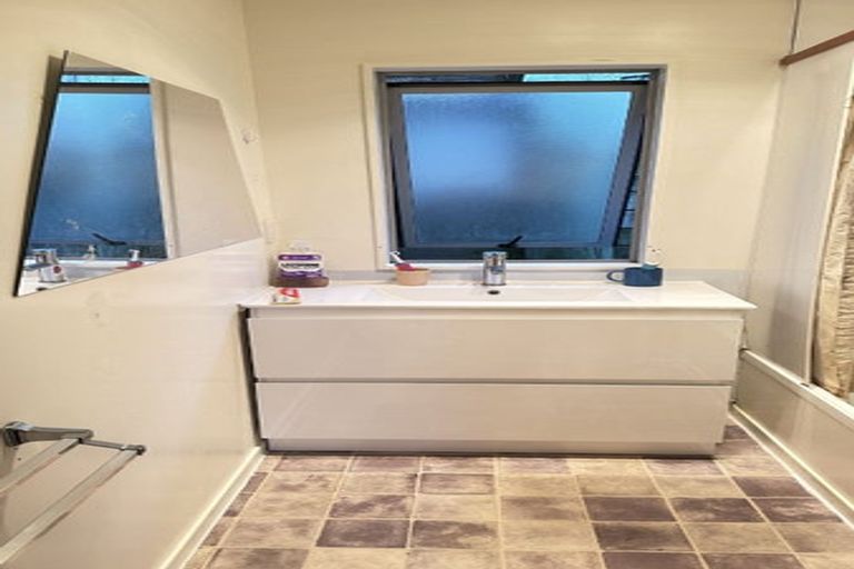 Photo of property in 73b Kotuku Street, Elsdon, Porirua, 5022