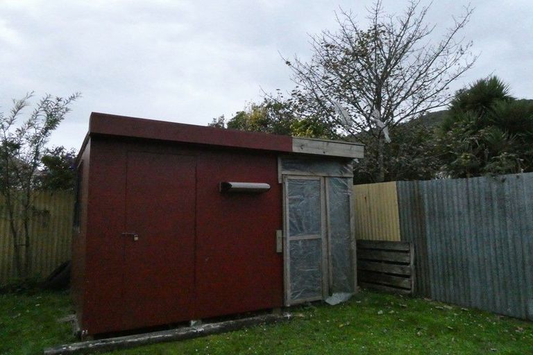 Photo of property in 15 Thompson Street, Greymouth, 7805