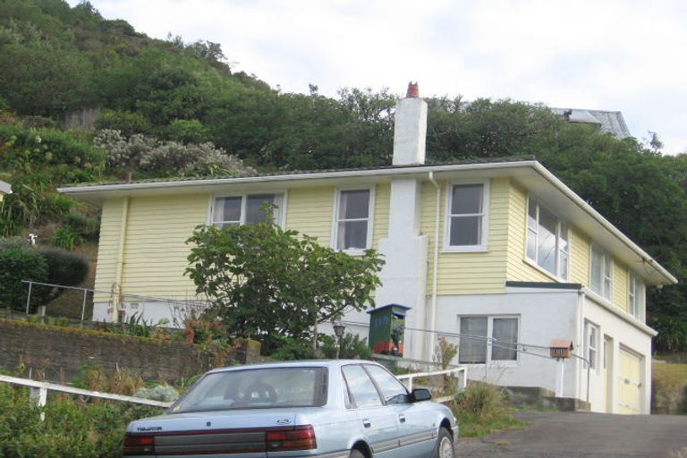 Photo of property in 121 Happy Valley Road, Owhiro Bay, Wellington, 6023