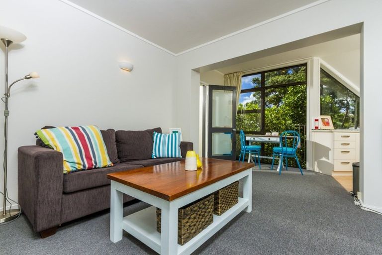 Photo of property in 14/18 Parr Terrace, Castor Bay, Auckland, 0620