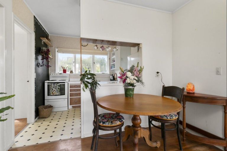 Photo of property in 55 Merani Street, Belmont, Auckland, 0622