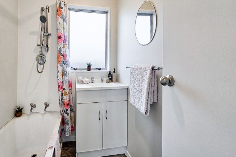 Photo of property in 23b Sunline Place, Ngongotaha, Rotorua, 3010