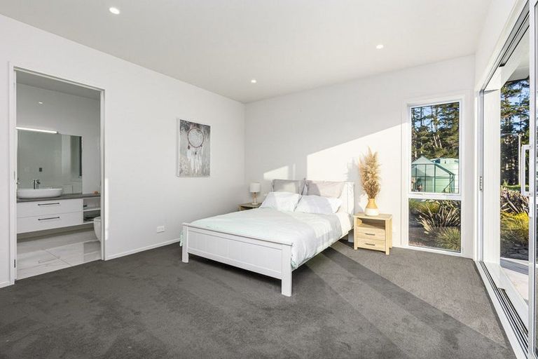 Photo of property in 145a Mokoroa Valley Road, Waitakere, Henderson, 0782