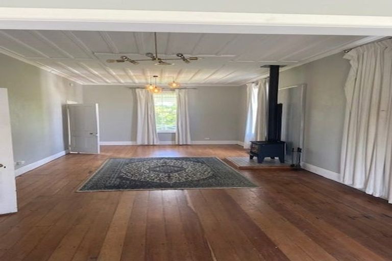 Photo of property in 16 Rutherford Street, Wairoa, 4108